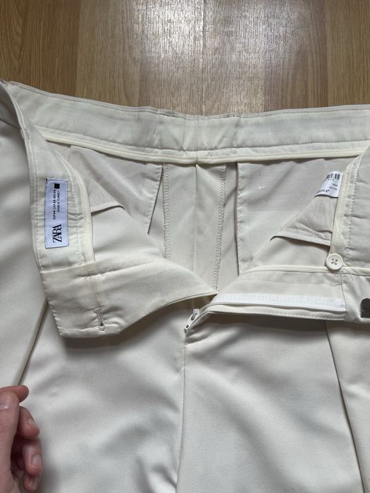 Широкі штани Zara із защипами / Baggy pants