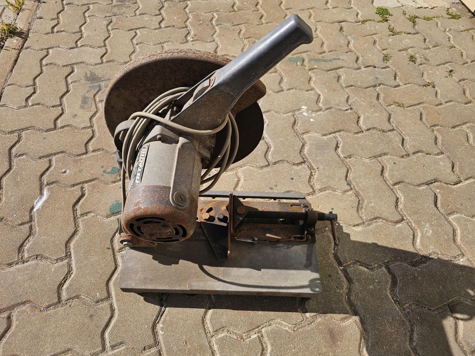 Máquina de corte Mitachi