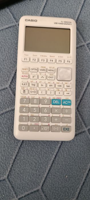 Calculadora Casio fx-9860GIII- Excelente estado e pouco uso