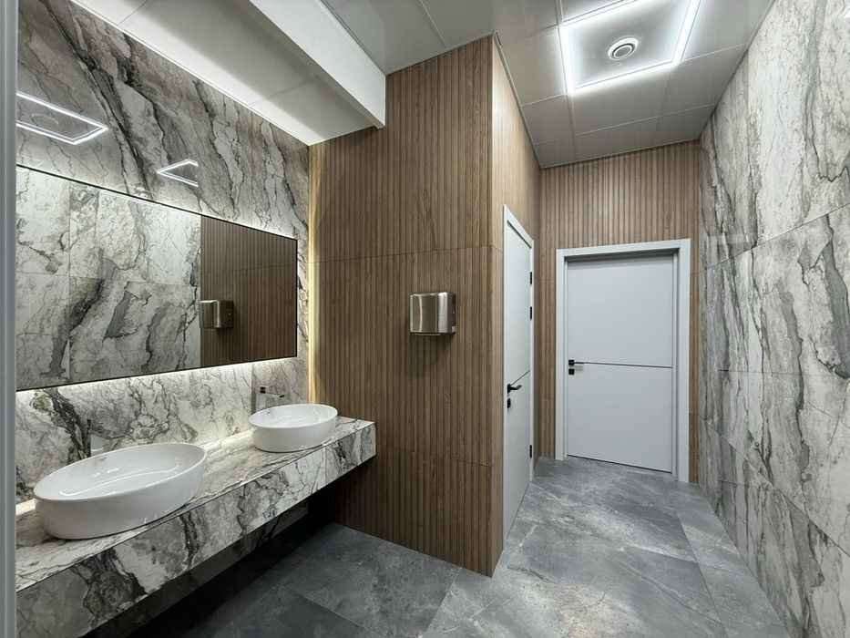 Коломия ТЦ «PILOT» здає в оренду приміщення по вул Карпатська 20а