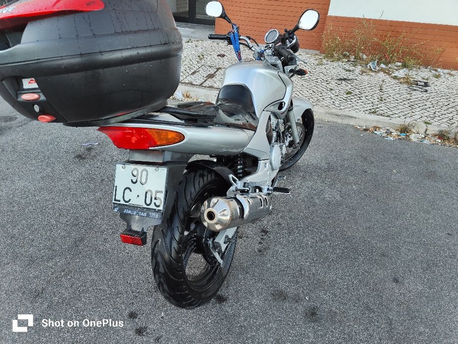 Yamaha YBR 250 Fazer.