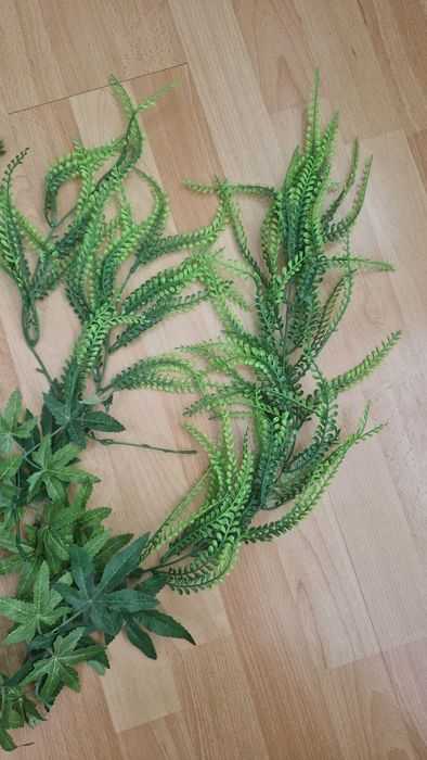 Zestaw sztucznych roślin do terrarium lub akwarium - dekoracja