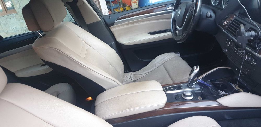 Samochód BMW X6, E71