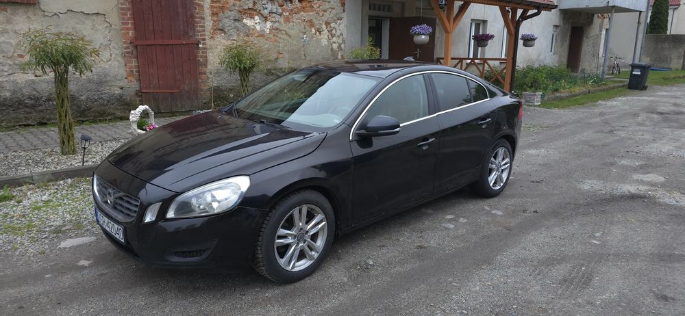 Volvo S60 ll D3 2.0