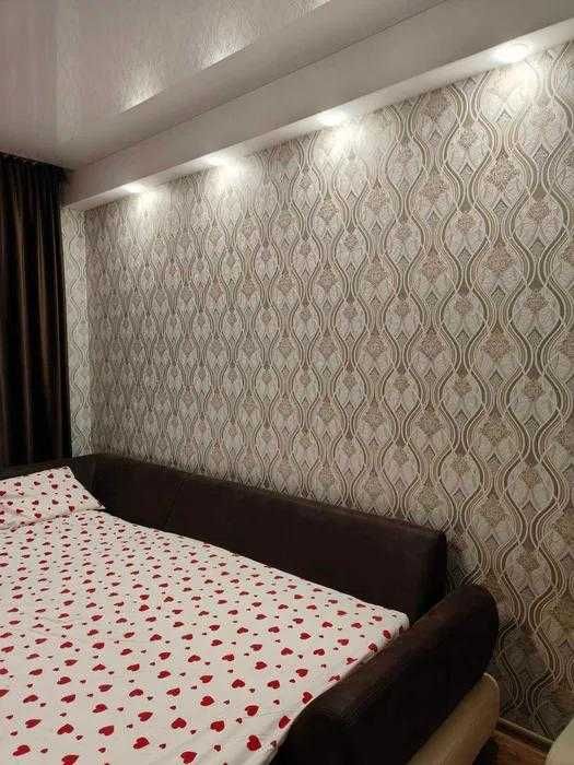 Сдам полн. 2- к.квартиру в р-не комплекса "Славутич-Арена"