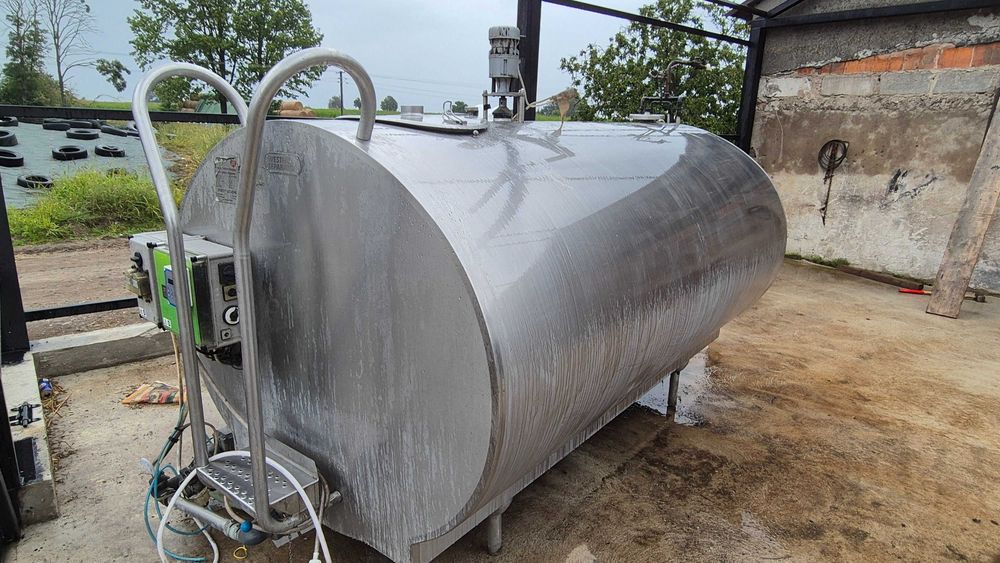 Schładzalnik zbiornik chłodnia do mleka 3200l