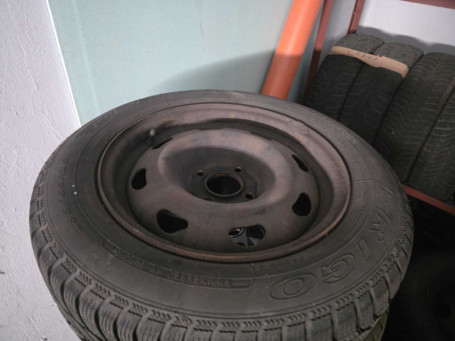 Koła zimowe Peugeot 208, całe koła z oponami zimowymi, dębica frigo 2, 185/65 R15