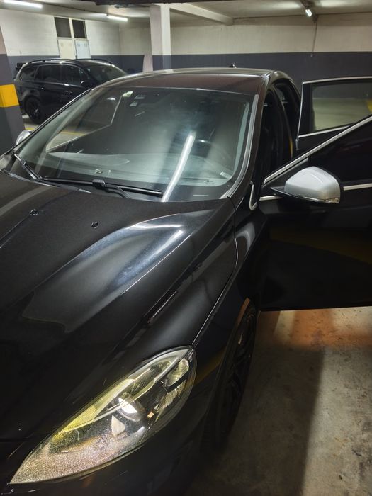 Volvo V40 R Design 2015