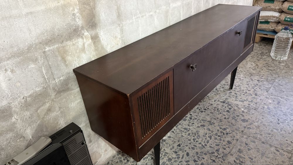 Rádio e gira-discos Vintage