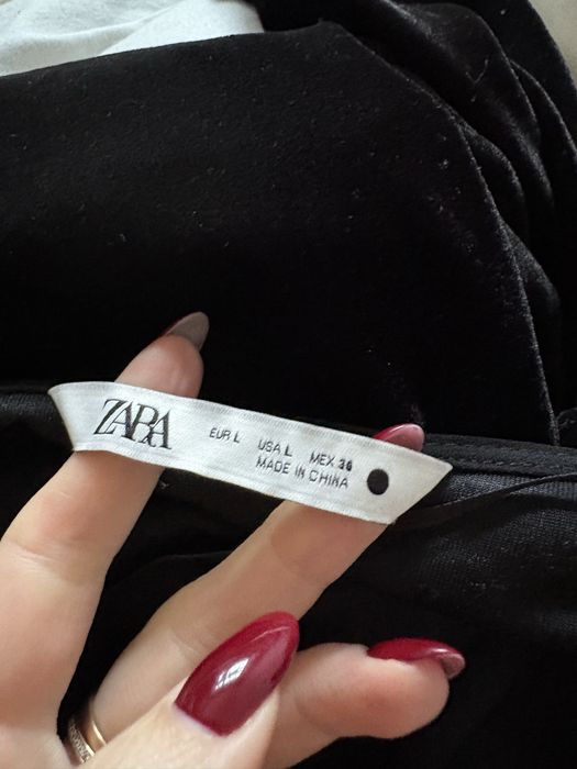 Женское бархатное платье от zara