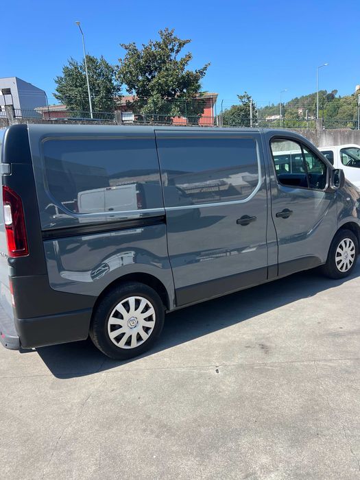 Renault trafic III 3 2.0 DCI Para peças