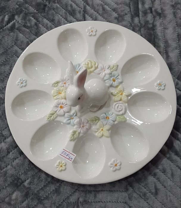 Декор статуэтуки кролики.