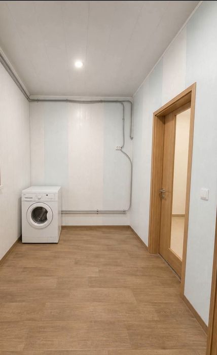 Продам комерційне приміщення у с.Стаївка