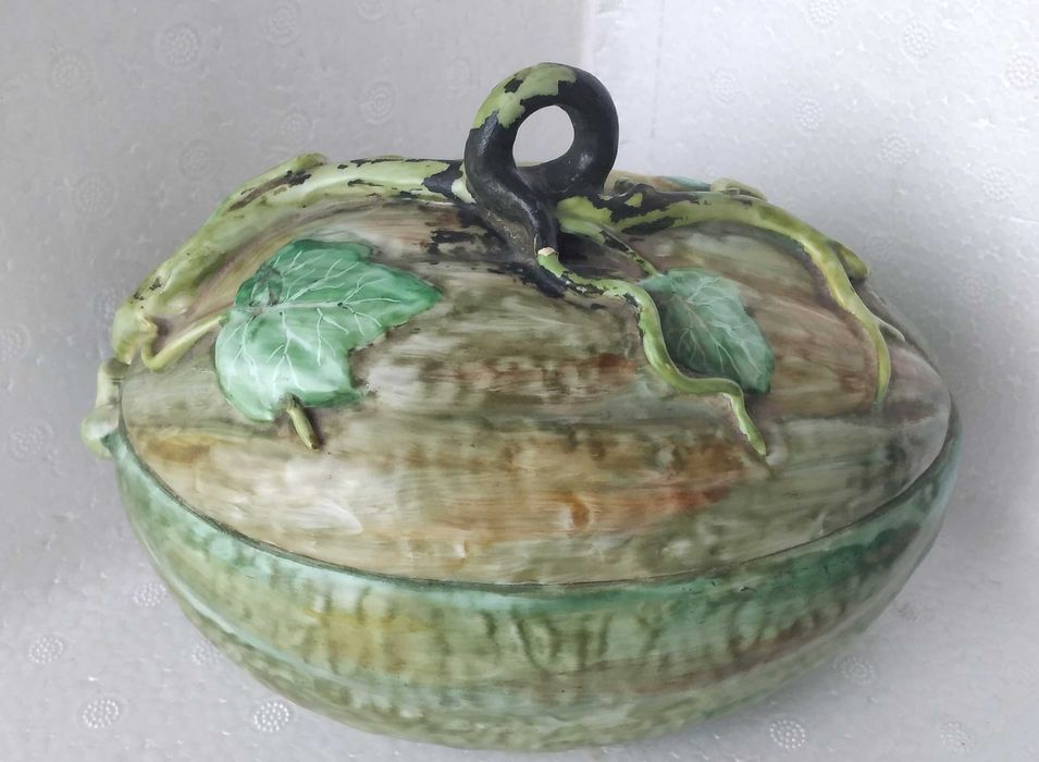 Caixa Naturalista Melão Vista Alegre Pintada Mão