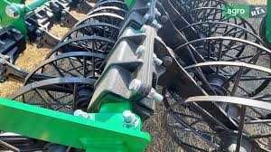 Колісниця Велес Агро для збереження вологи та передпосівного обробітку