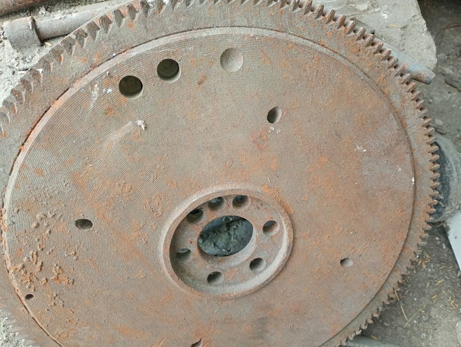 Koło zamachowe c385 nowy typ