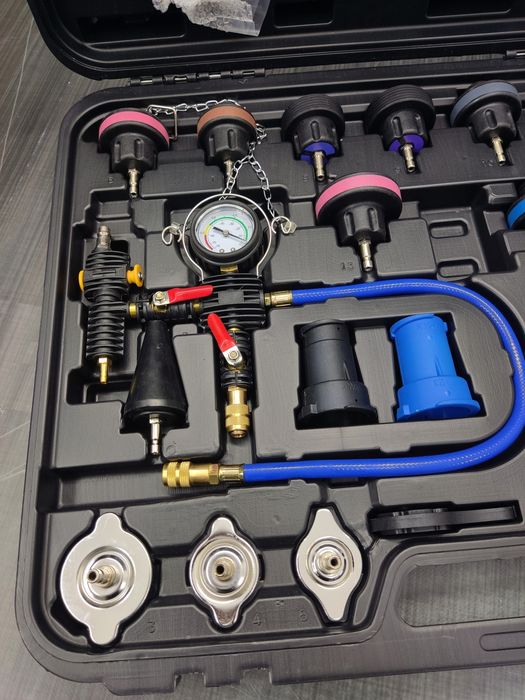 Прилад тестер для перевірки герметичності системи охолодження YT-06721