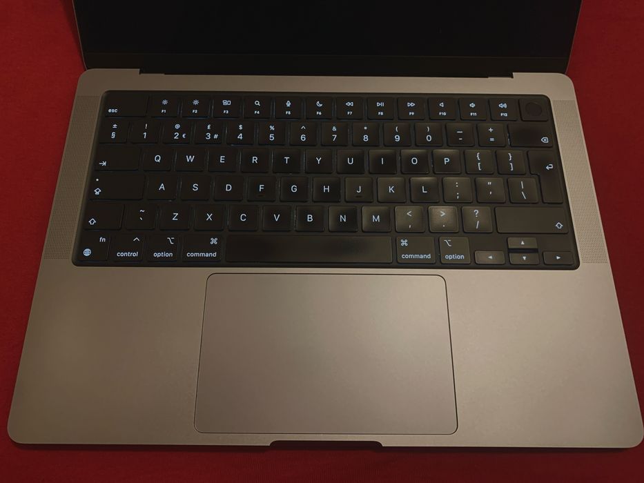 Macbook pro 14. m1 pro 16 Gb RAM 1Tb Ssd