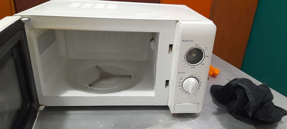 Мікрохвильовка LG