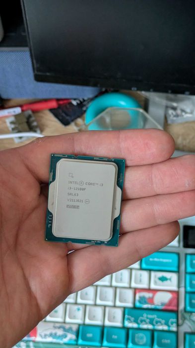 Процесор Intel Core i3-12100F LGA1700