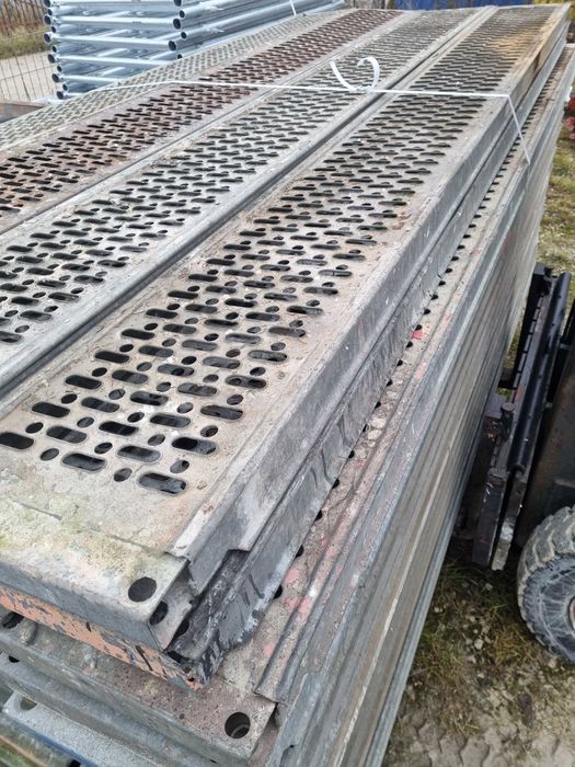 Stemple budowlane, podpory szalunkowe 3,60 m, stropowe Rusztowanie