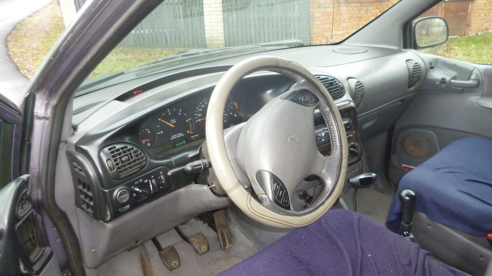 Крайслер Вояджер  2.5ТД