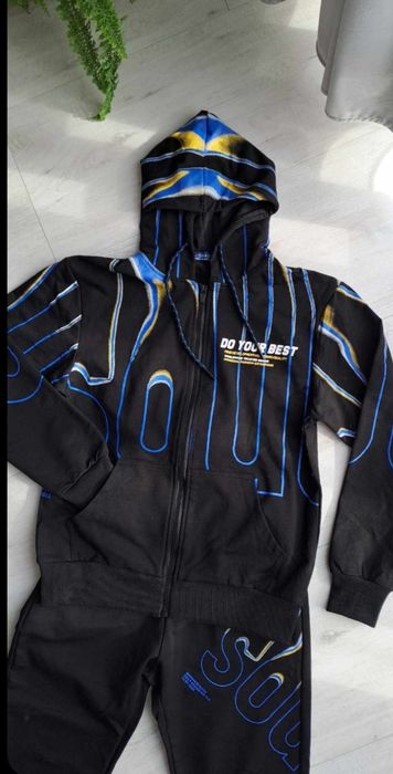 Dres chłopięcy 152