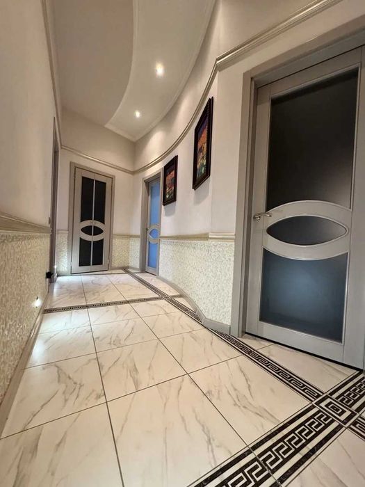 Продажа 4-комнатной квартиры Дафи Подстанция бульвар Зоряный