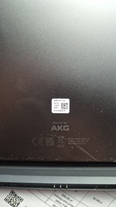 Tablet Samsung Galaxy Tab S9 z rysikiem i etui