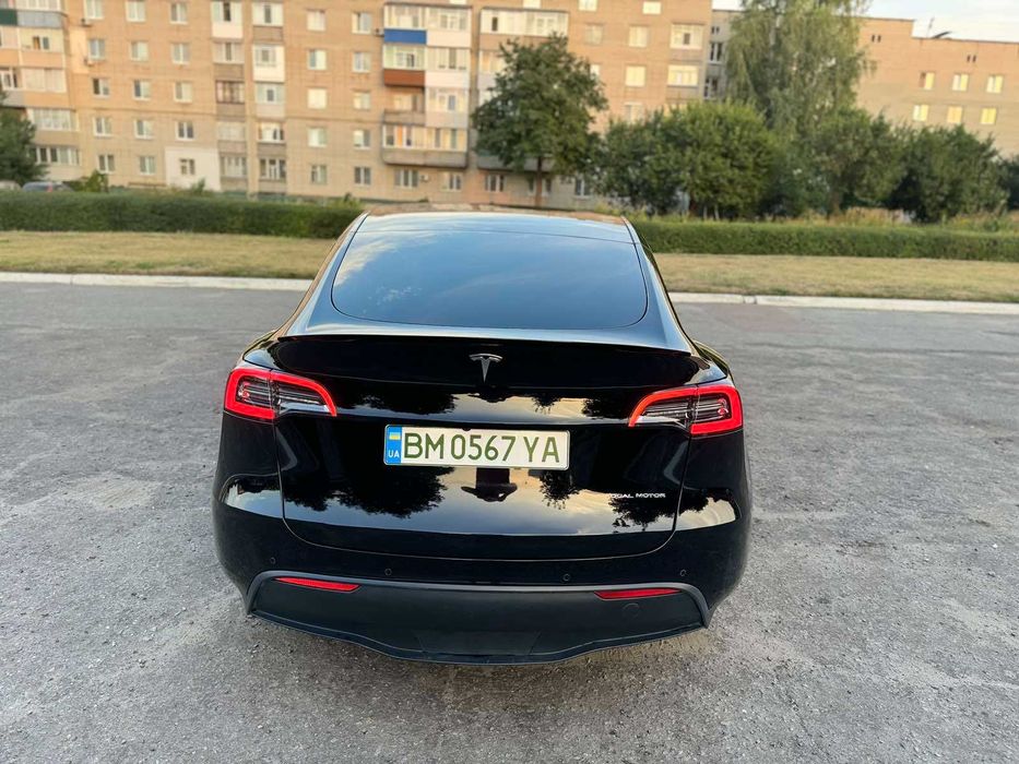 Продам  Тесла Y 2021 року