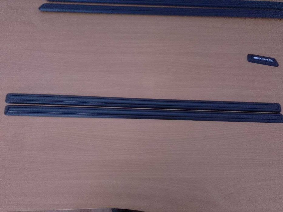 Накладки,( захисні смуги) дверей 10 штук різної довжини