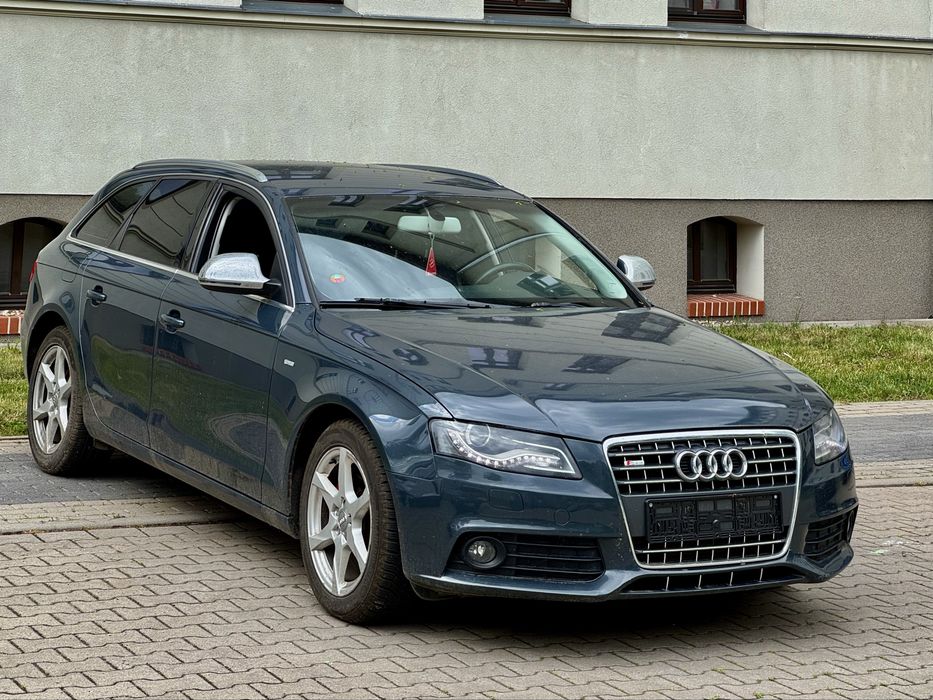 Audi a4 b8 2.0 143 KM Ledy Xenon Navi Czujniki multifunkcja