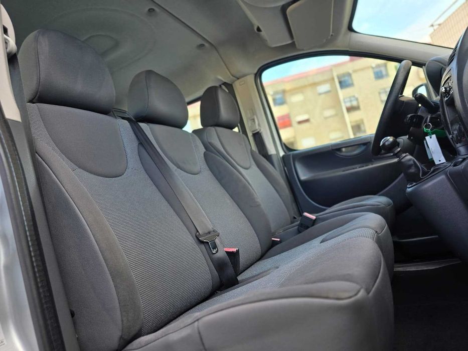 Peugeot Expert L2 2.0Hdi 128Cv "Iva dedutível" (6 Lugares)