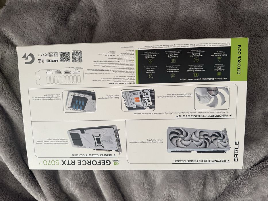 Karta graficzna GIGABYTE GeForce RTX 5070 Ti EAGLE SFF OC 16GB DLSS 4