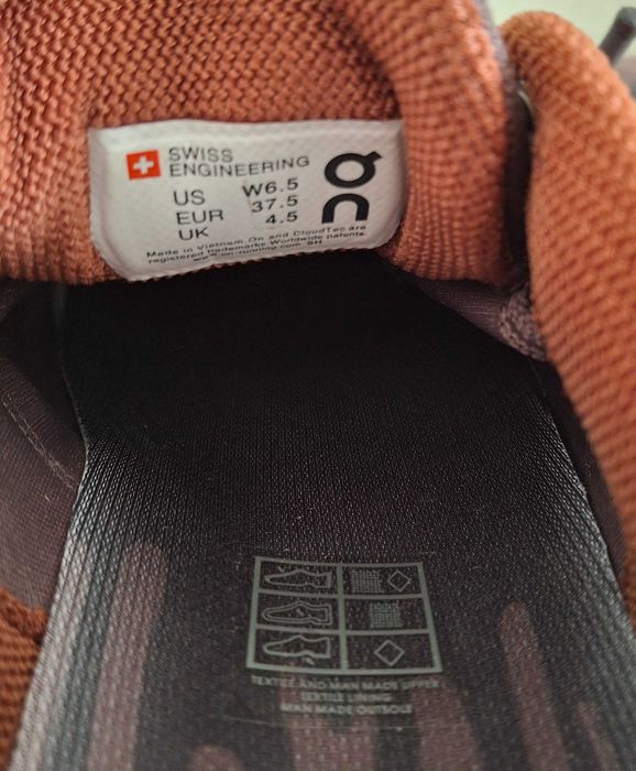 Кросівки On Cloud Dip Нові 37,5р.