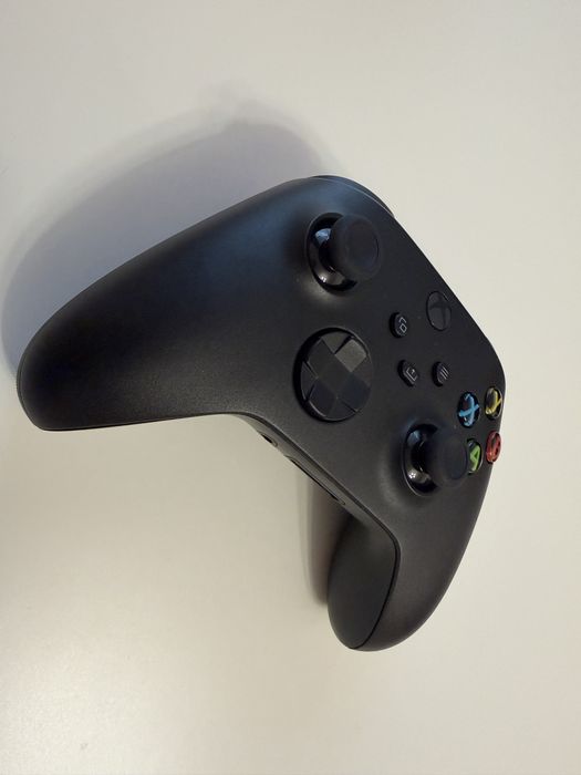 Kontroler bezprzewodowy Microsoft XBOX Carbon Black - stan idealny