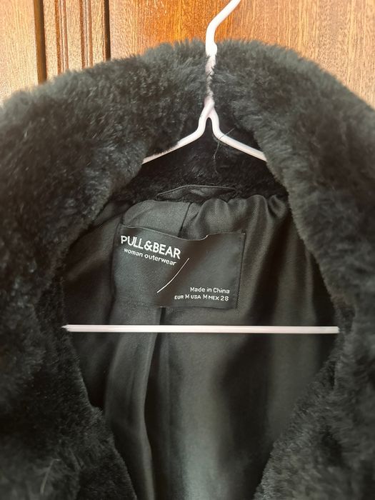 Casaco pelo preto PULLBEAR