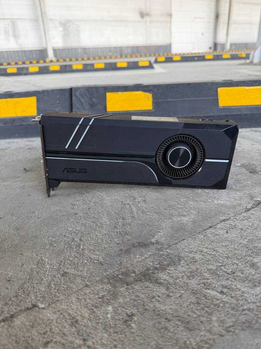 NVIDIA GeForce GTX 1080 — 8 ГБ GDDR5X (Відеокарта)