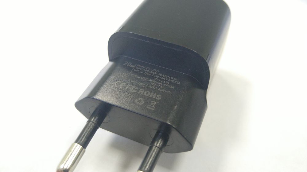 Швидка быстрая зарядка Quick Charge Power Delivery USB-A USB-C