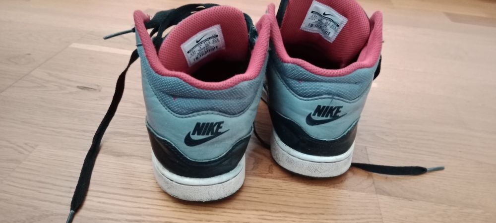 Buty za kostkę 36.5 w stanie widocznym na zdjęciu