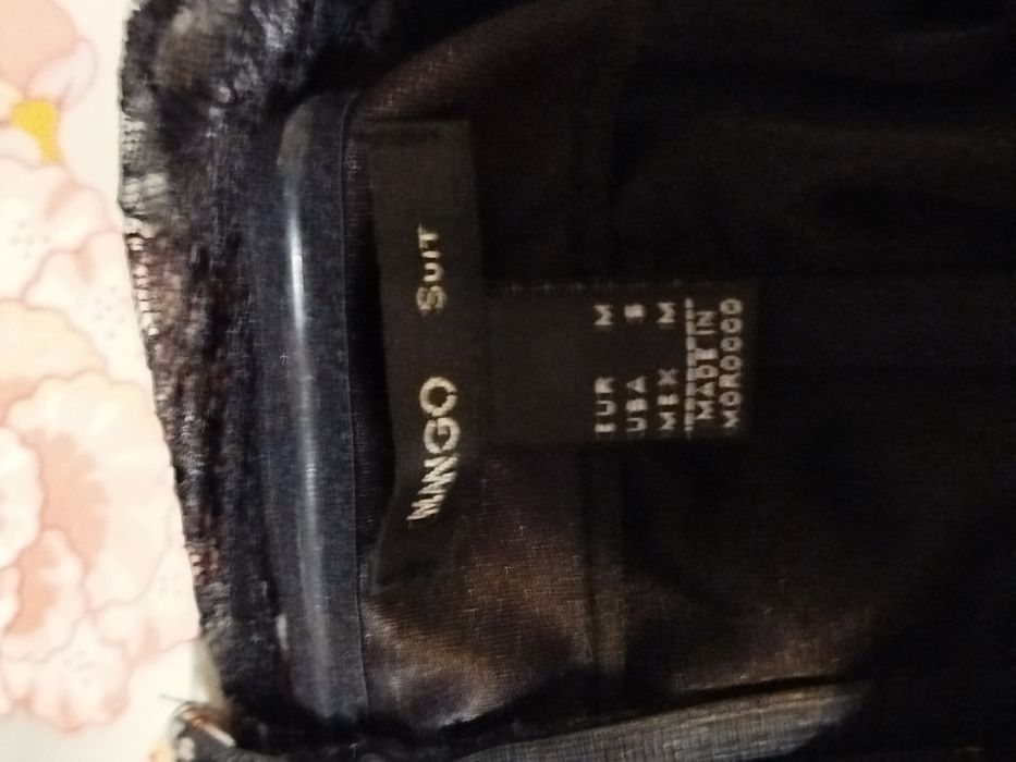 Mała czarna sukienka z koronki Mango M 38