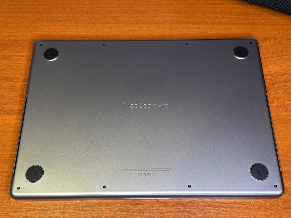 Macbook Pro 14 M1 PRO 16 512