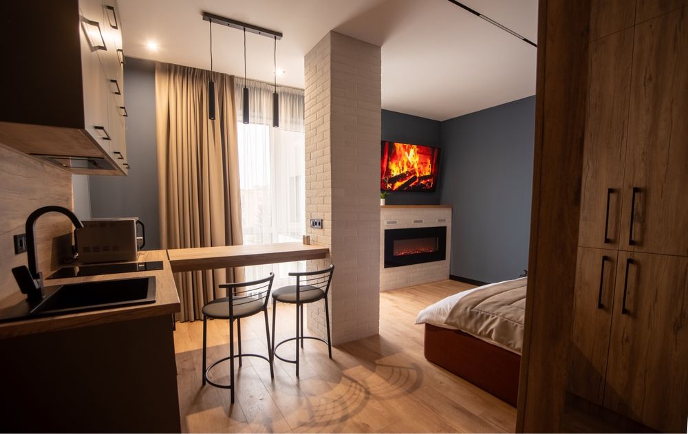 Оренда квартири апартаментів  Центр камін подобово/ погодинно