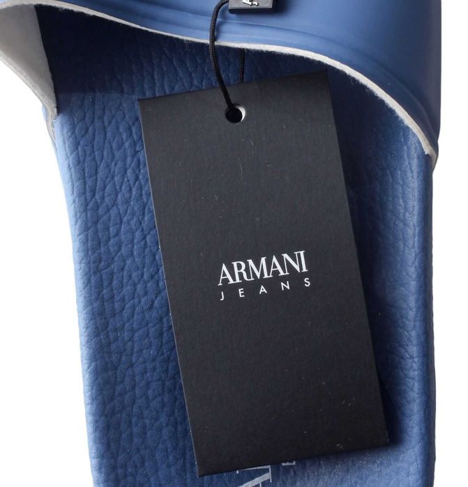 Chinelos novos italianos Armani Jeans 41 e 42 - SALDO