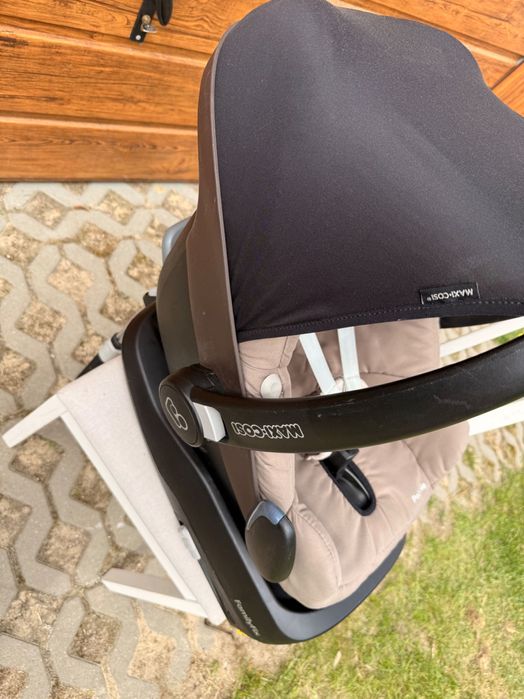 Fotelik samochodowy maxicosi z bazą isofix