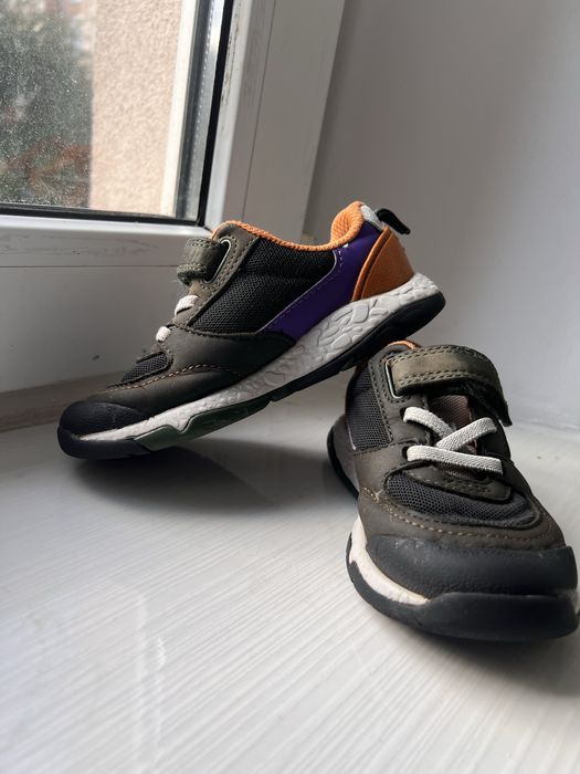 Шкіряні кросівки Clarks ОРИГІІНАЛ 25 15 см