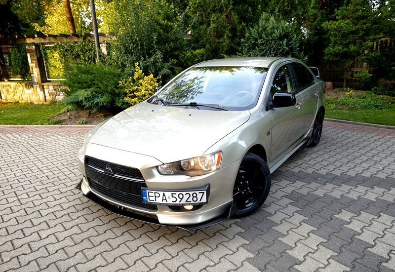 Mitsubishi Lancer