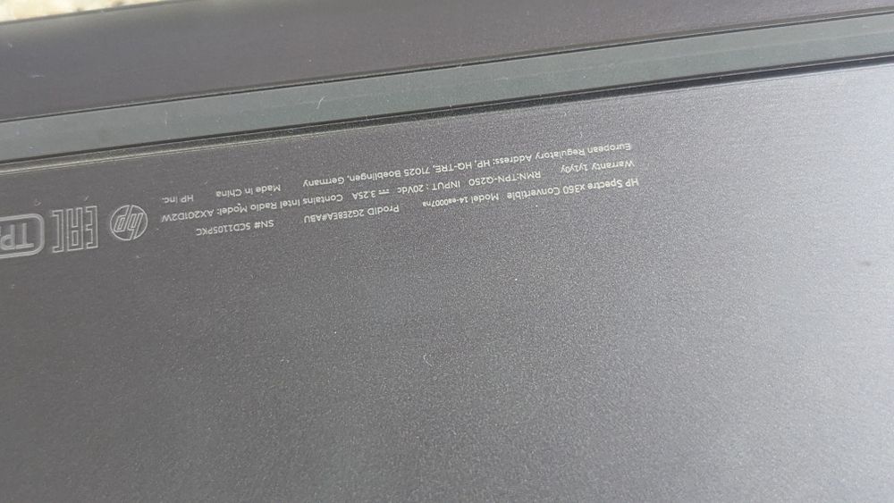 HP spectre 14-ea0007na  /Intel i5 -1135G7 / 512gb m2 / 8gb DDR 4 / Bang olufsen / сенсорна панель /ультрабук