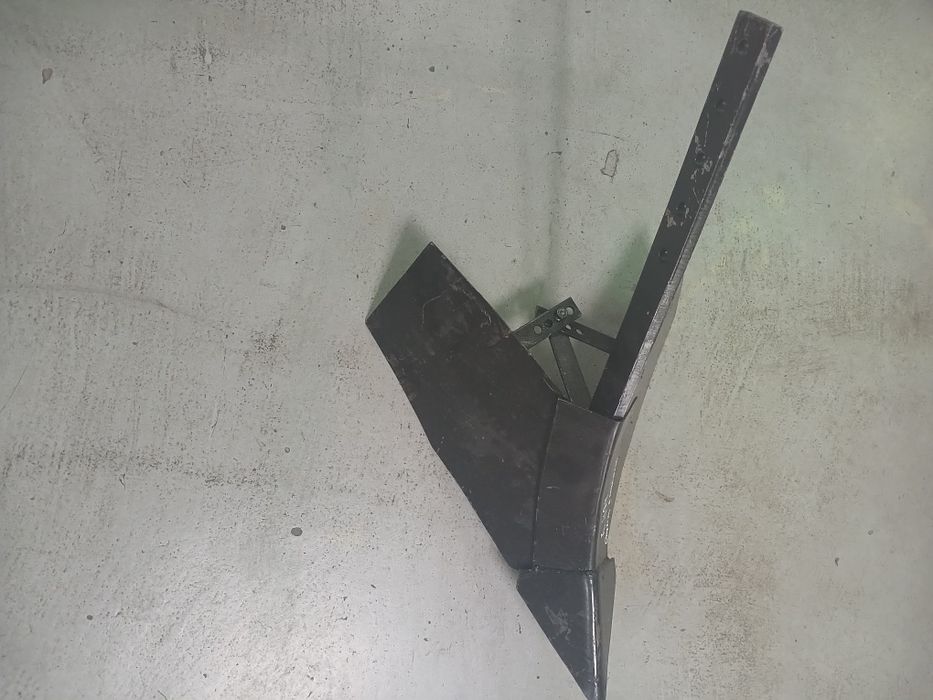 Плуг на мотоблок.