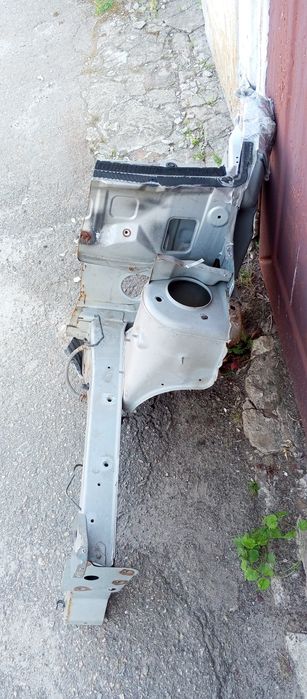 Ланжерон . Стакан Nissan Tiida